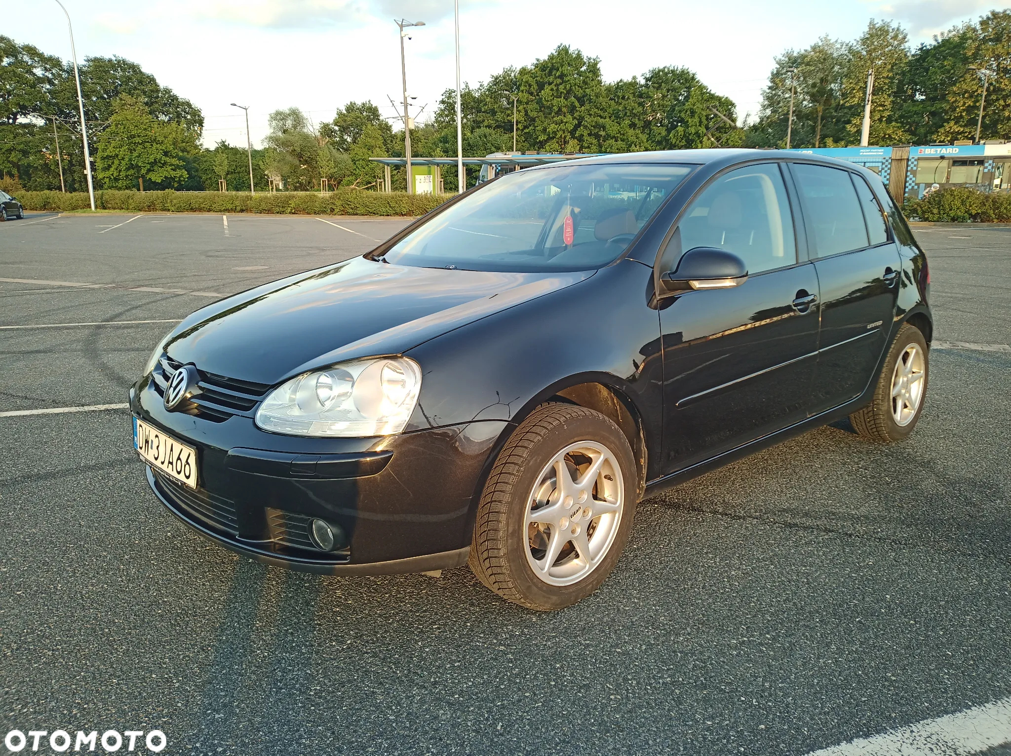 Volkswagen Golf - 26