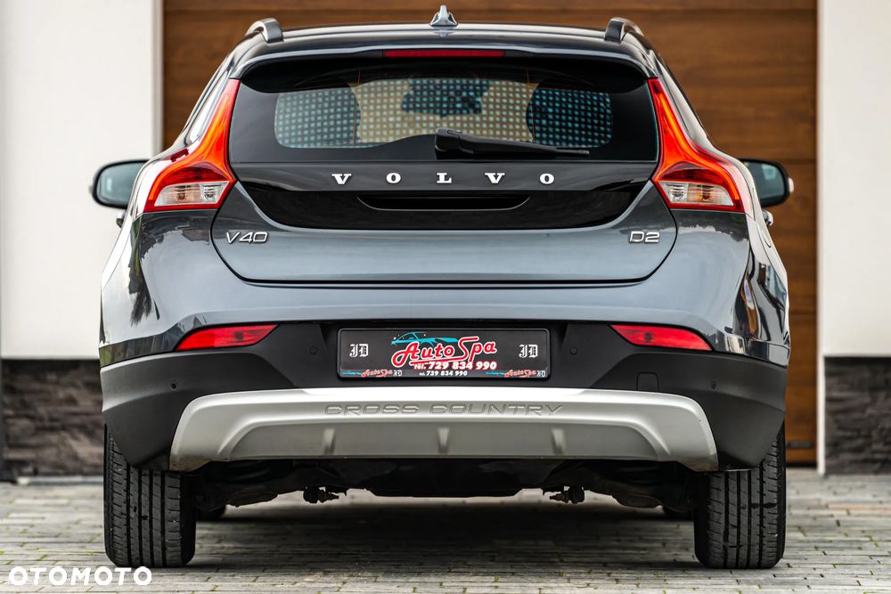 Volvo V40 Cross Country - 18