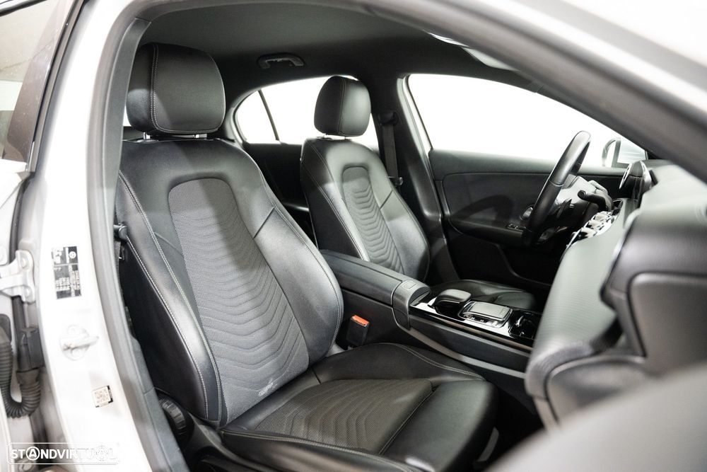 Mercedes-Benz A 180 d Progressive Aut. - 24