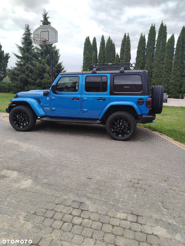 Jeep Wrangler - 10