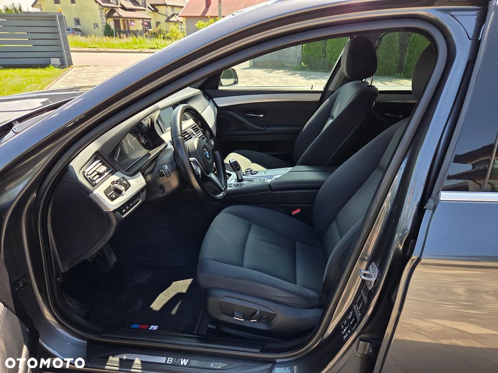 BMW Seria 5 520d xDrive Luxury Line - 13