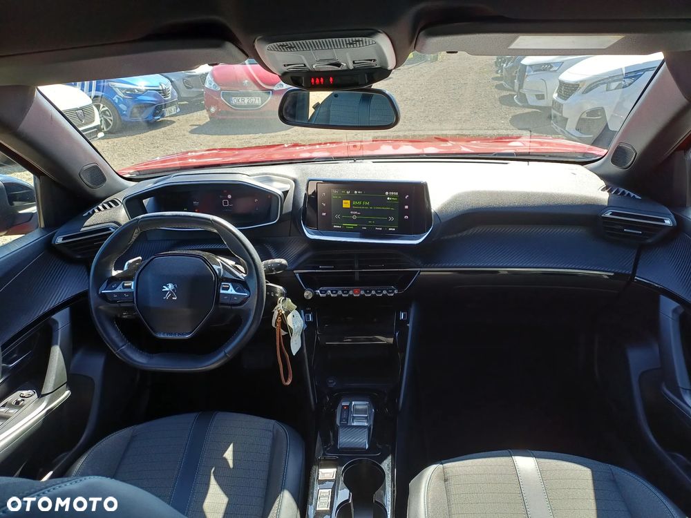 Peugeot 2008 1.2 PureTech Allure Pack S&S EAT8 - 26