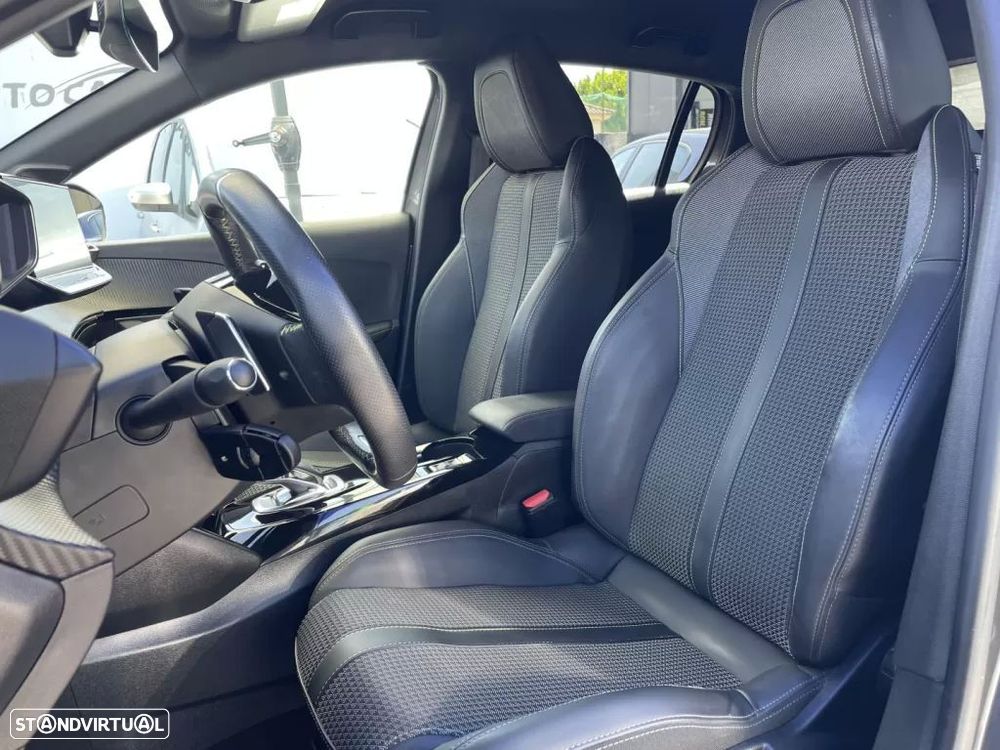 Peugeot 208 1.2 PureTech GT Line EAT8 - 13