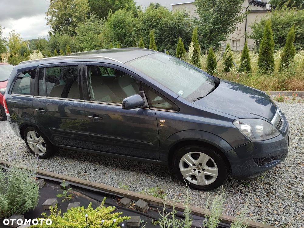 Opel Zafira - 4
