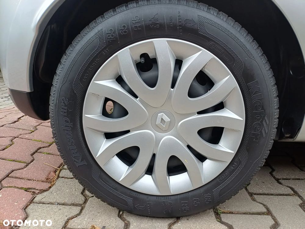 Renault Clio 1.2 16V 75 TomTom Edition - 37