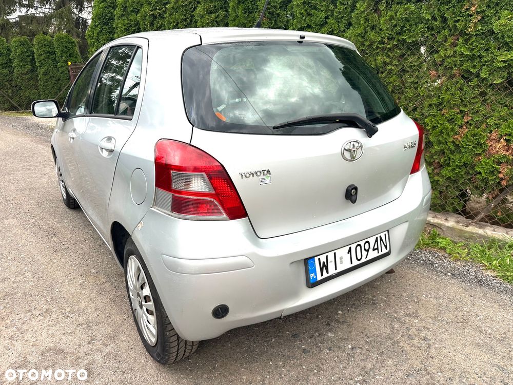 Toyota Yaris 1.33 Prestige - 6