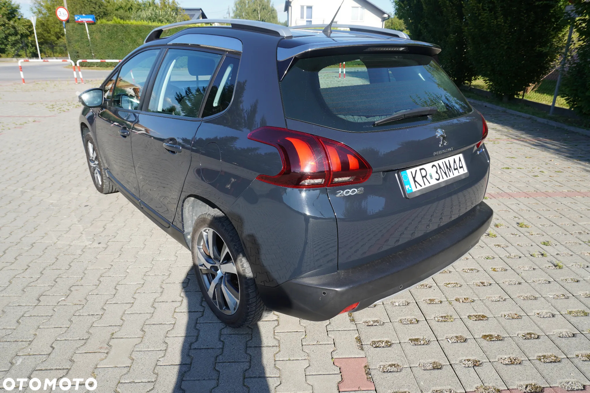 Peugeot 2008 1.6 BlueHDi Allure - 5