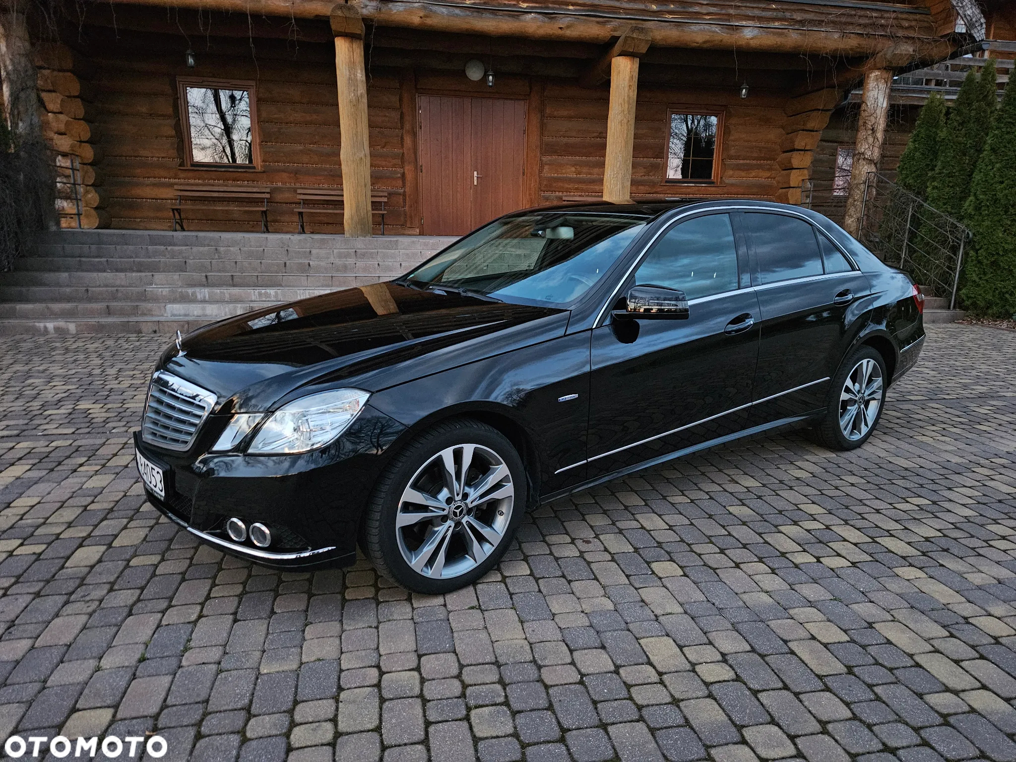 Mercedes-Benz Klasa E - 14