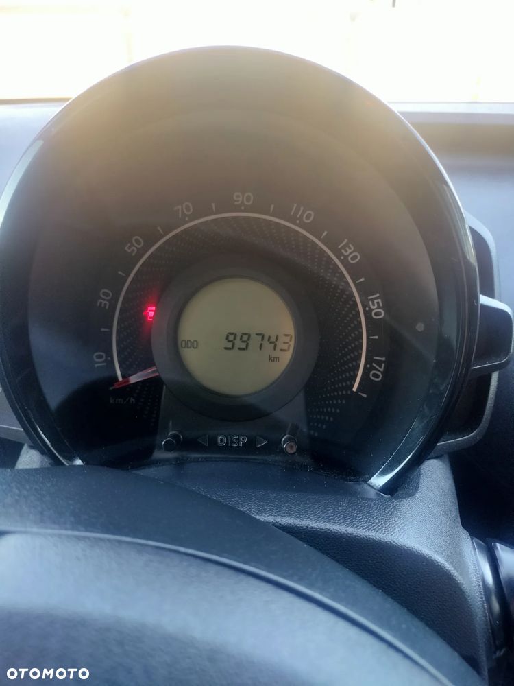 Toyota Aygo x - 4