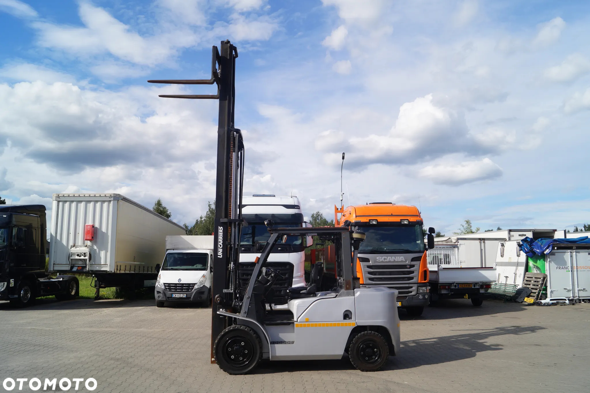 Nissan Wózek widłowy 4.5 tony udźwigu - 9