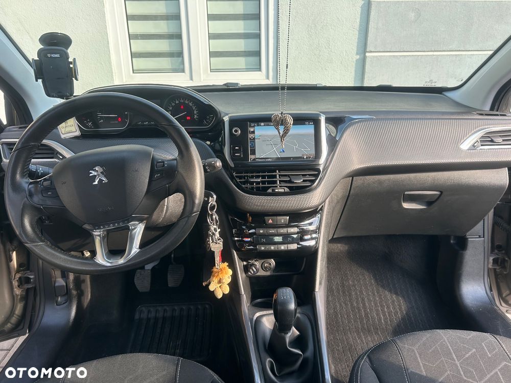 Peugeot 2008 1.2 Pure Tech Access EU6 - 9