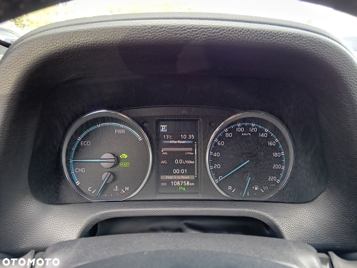 Toyota RAV4 - 16