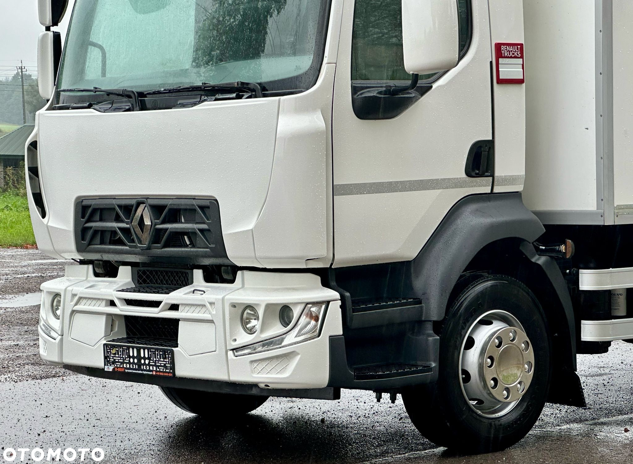 Renault D 14 / 240 / CHŁODNIA / WINDA / 16 EUROPALET / 6.7 M DŁUGOŚCI / BI-TEMPERATURA / CARRIER SUPRA 850 - 10