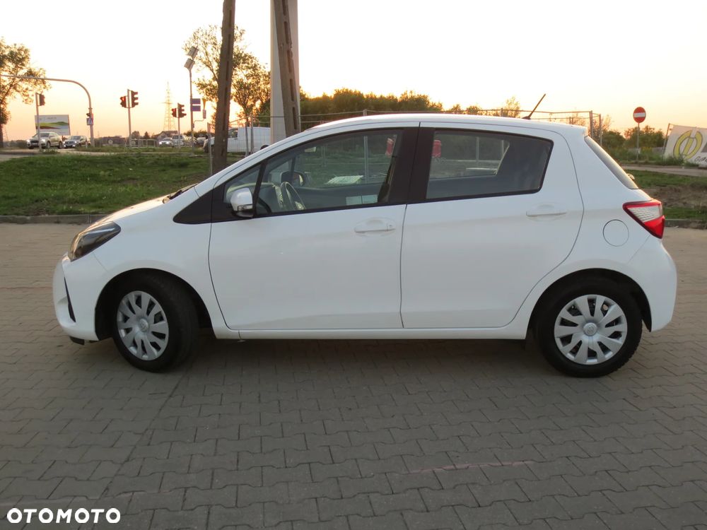 Toyota Yaris - 8