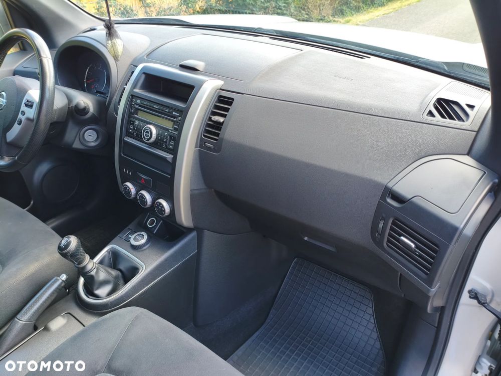 Nissan X-Trail - 15