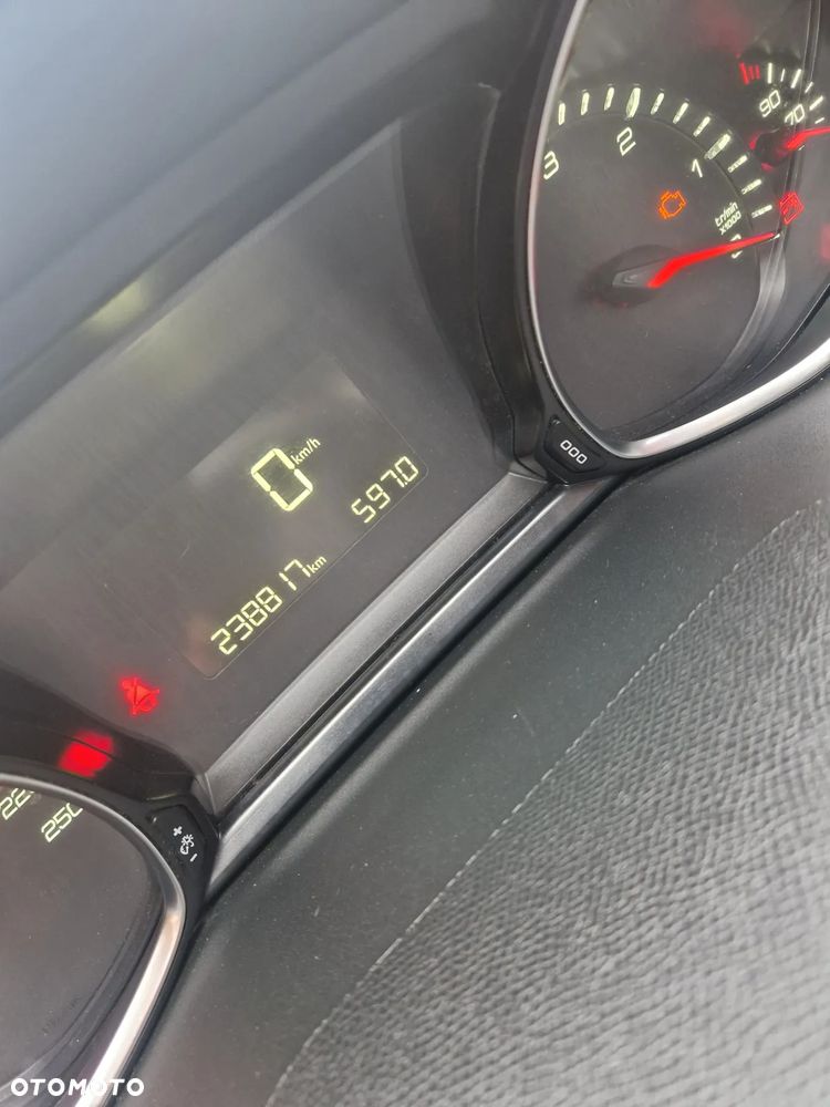 Peugeot 308 1.6 BlueHDi Active S&S - 8