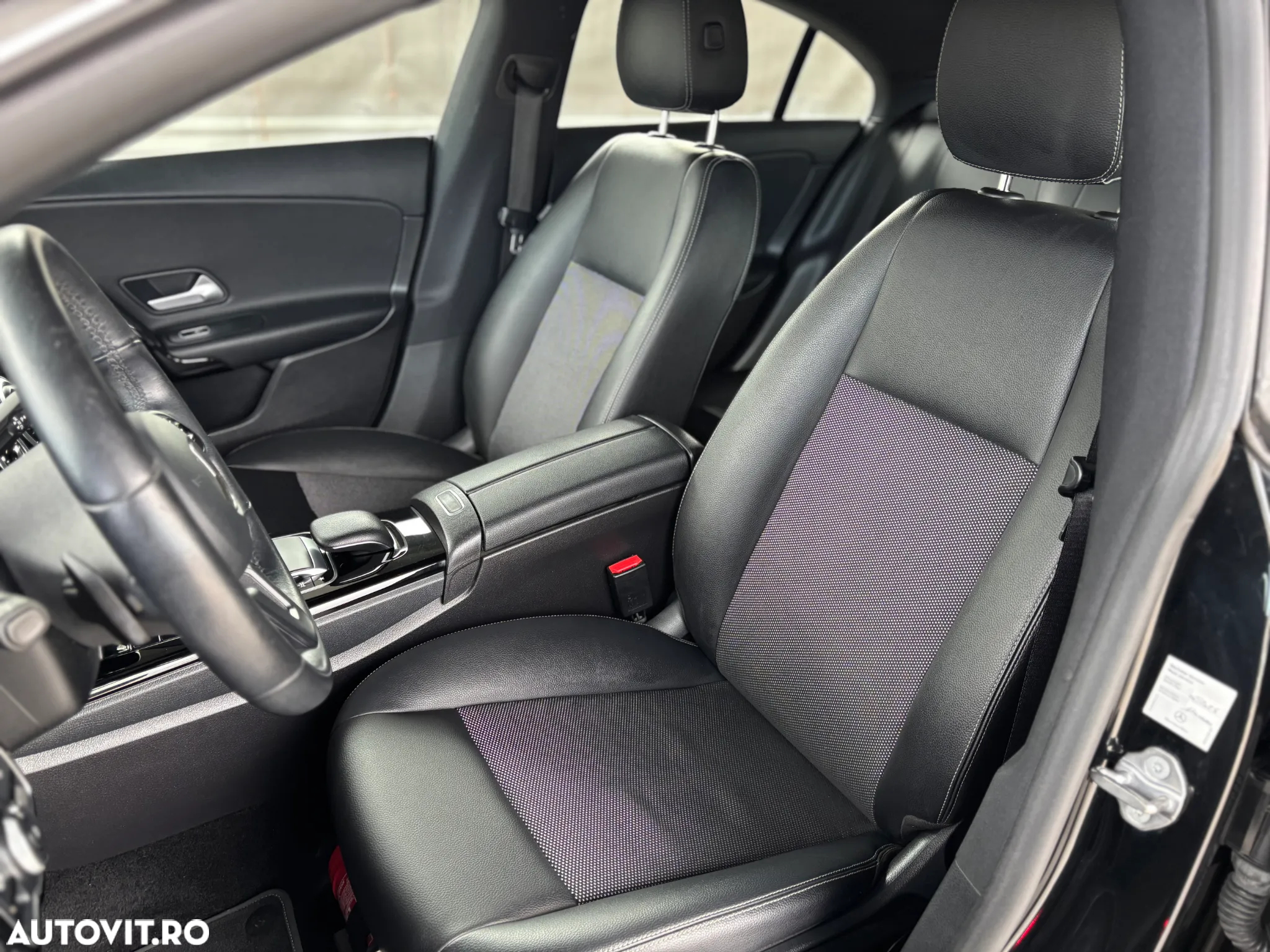 Mercedes-Benz CLA - 18