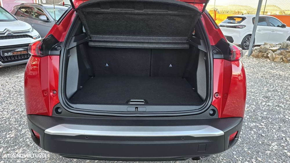 Peugeot 2008 1.2 PureTech Allure Pack - 21