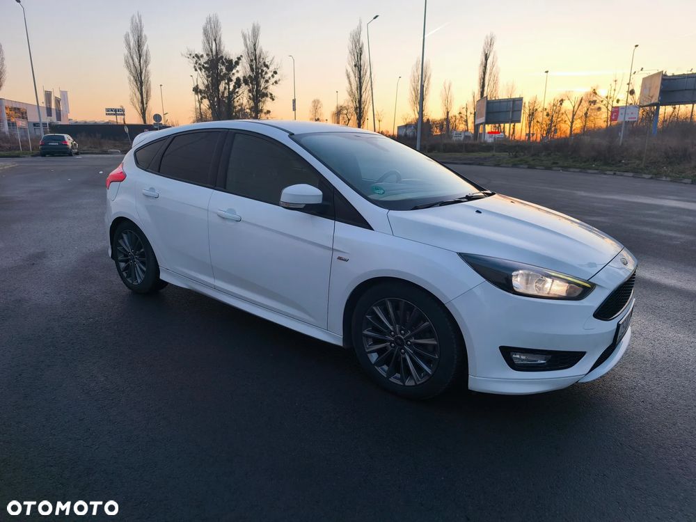 Ford Focus 1.5 EcoBoost ST-Line ASS - 1