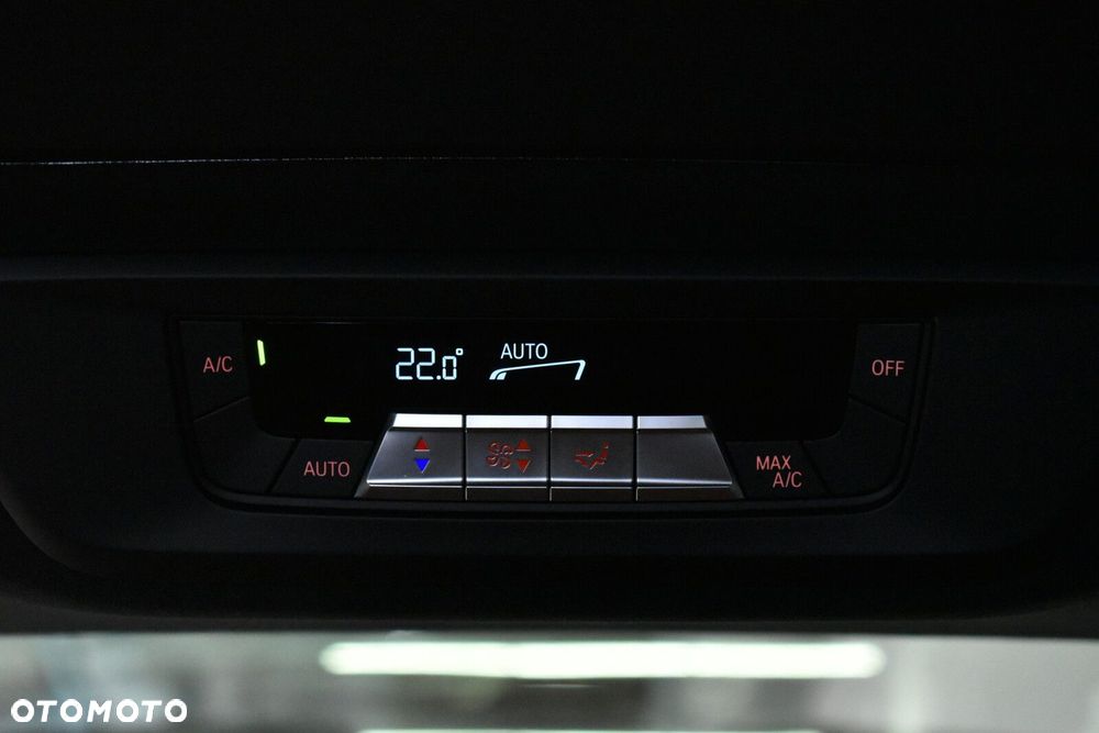 BMW X7 - 33