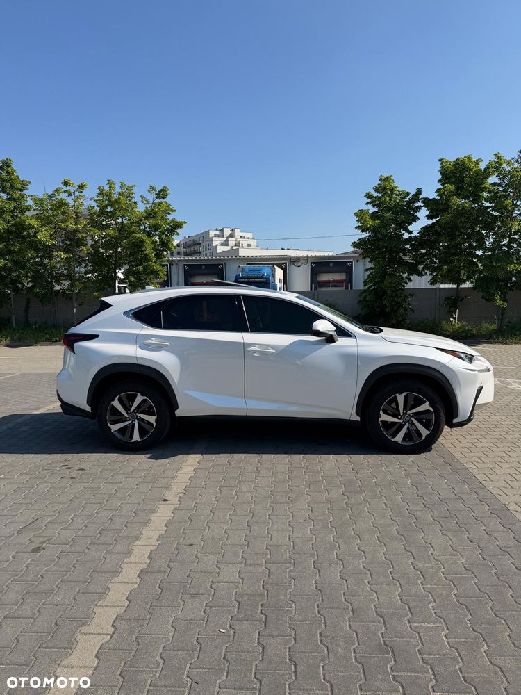 Lexus NX - 3