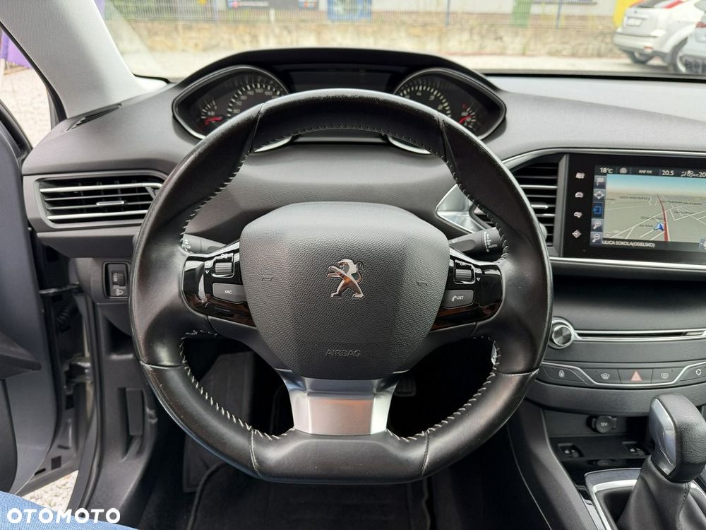 Peugeot 308 - 13