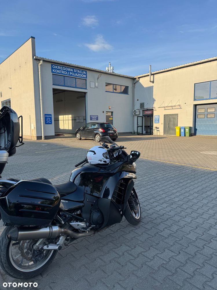 Kawasaki Concours - 17