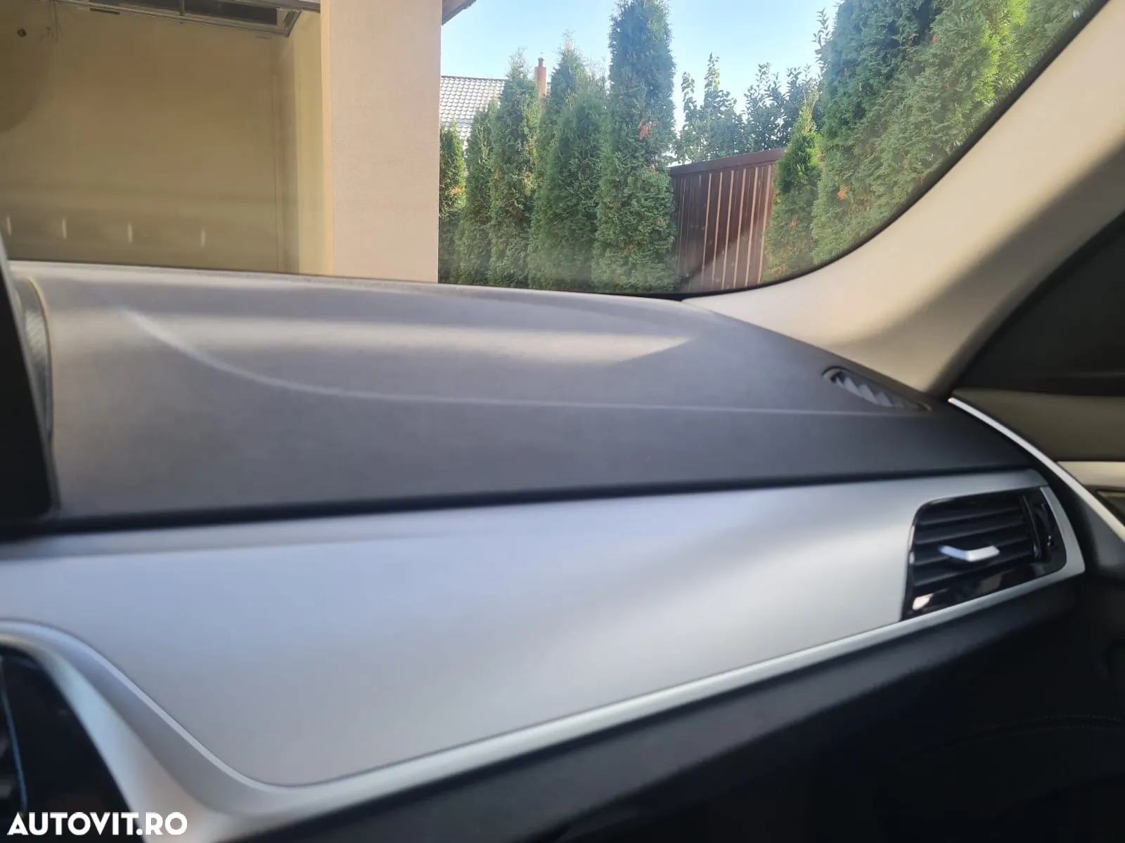 BMW Seria 5 520d xDrive AT - 17