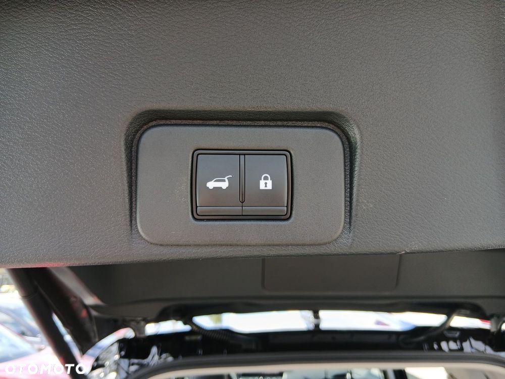 Nissan X-Trail 1.5 VC-T e-POWER N-Connecta e-4ORCE 7os - 27