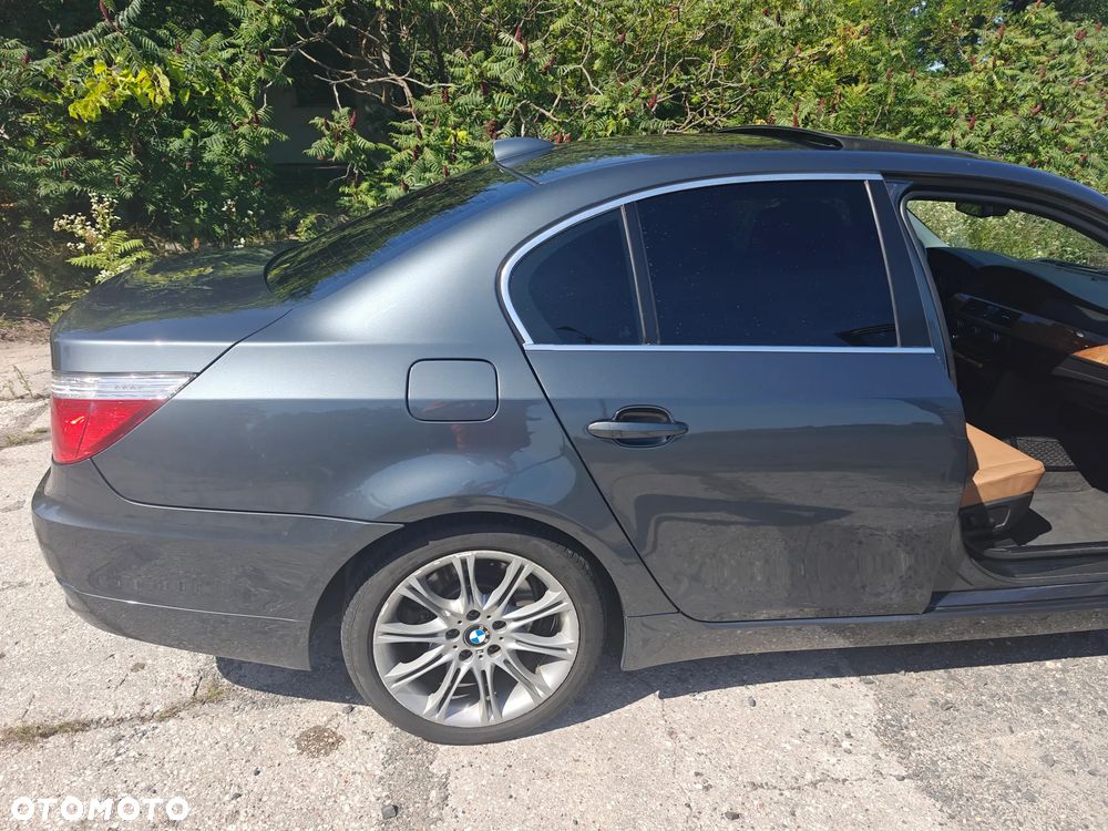 BMW Seria 5 - 10