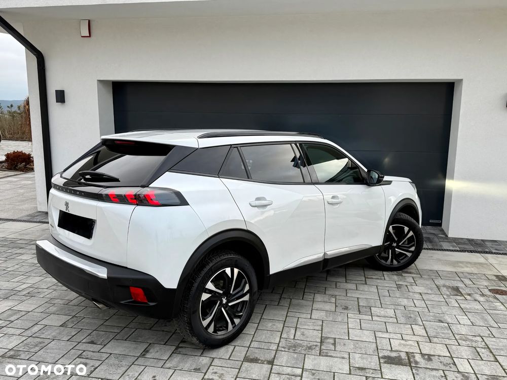 Peugeot 2008 1.5 BlueHDi Allure S&S EAT8 - 14