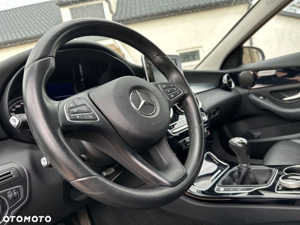Mercedes-Benz Klasa C 200 - 25
