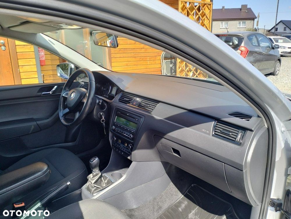 Skoda RAPID - 19