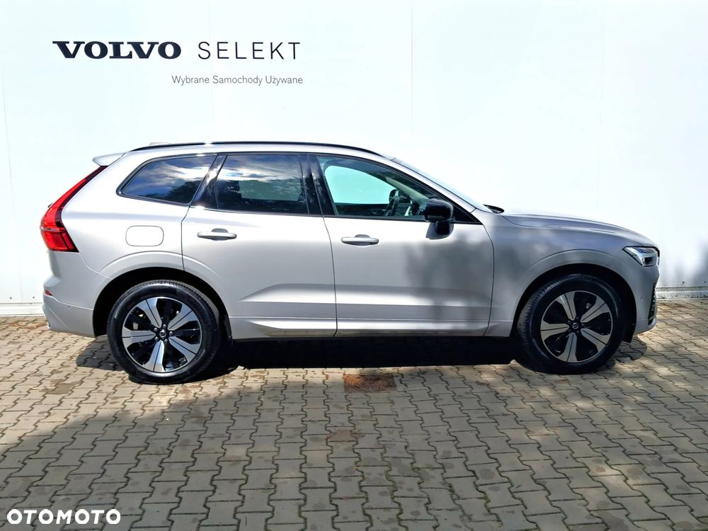 Volvo XC 60 T6 Plug-In Hybrid AWD Plus Dark - 8