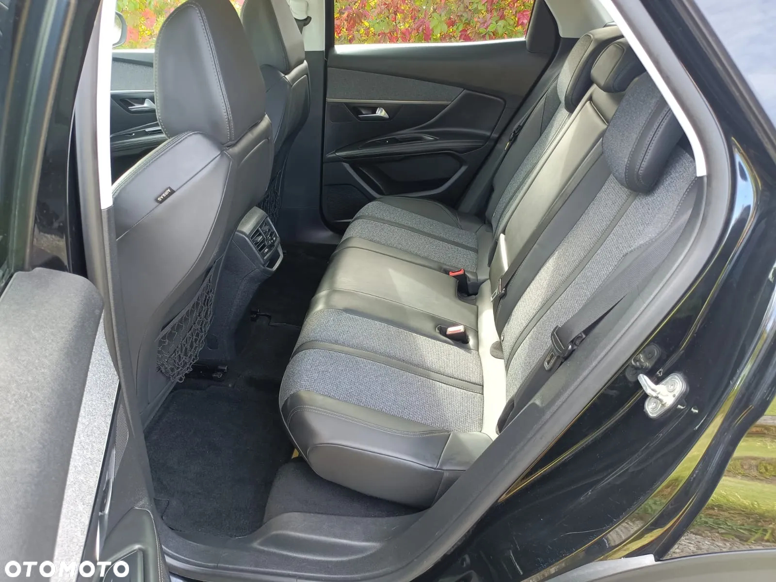 Peugeot 3008 1.6 BlueHDi Active S&S EAT6 - 16