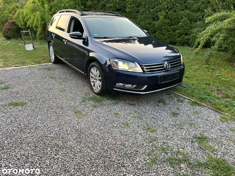 Volkswagen Passat 2.0 TDI Highline DSG - 2