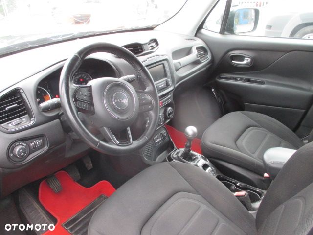 Jeep Renegade - 8