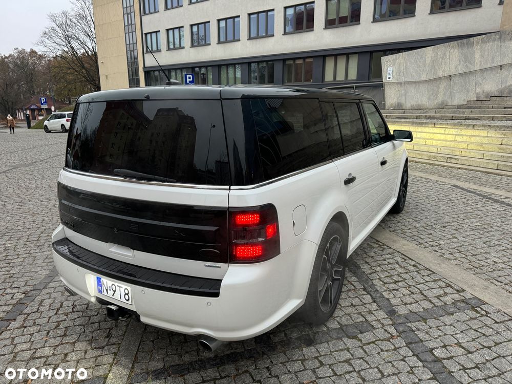 Ford Flex - 5
