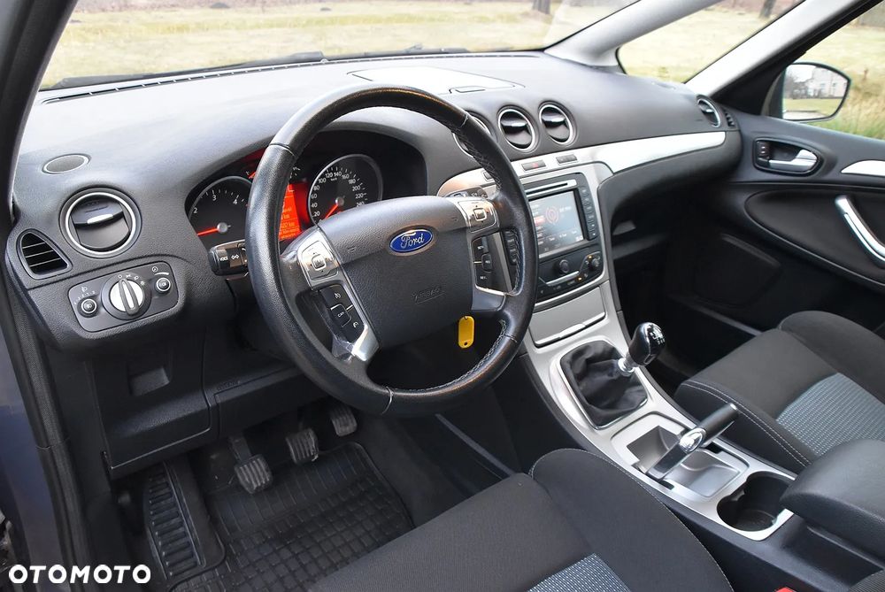 Ford S-Max 2.0 TDCi DPF Trend - 25