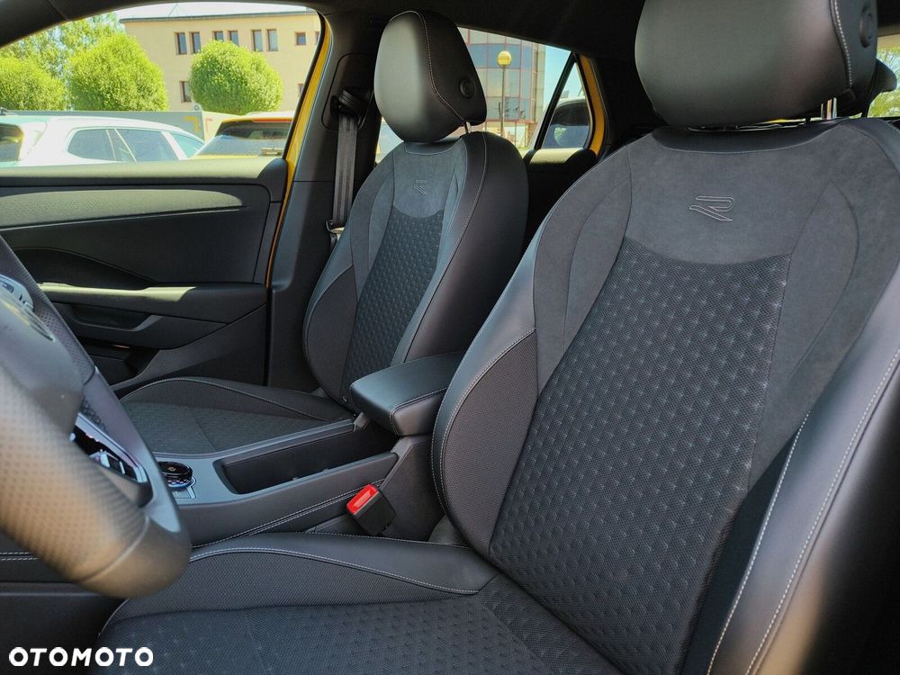 Volkswagen T-Roc 1.5 TSI R-Line DSG - 12