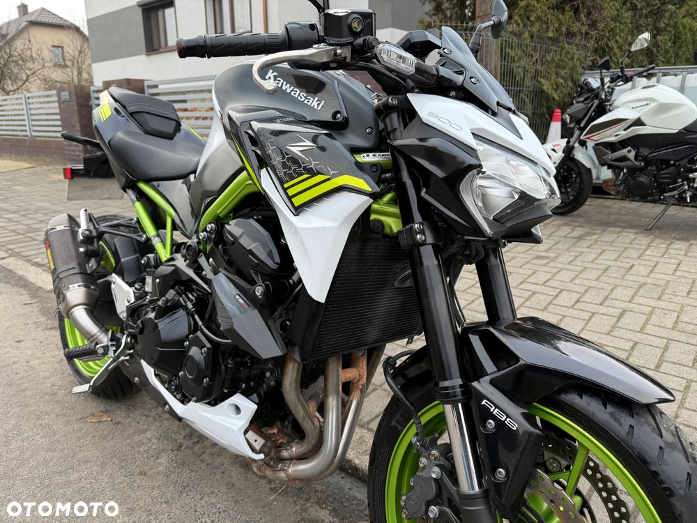 Kawasaki Z 900 - 16