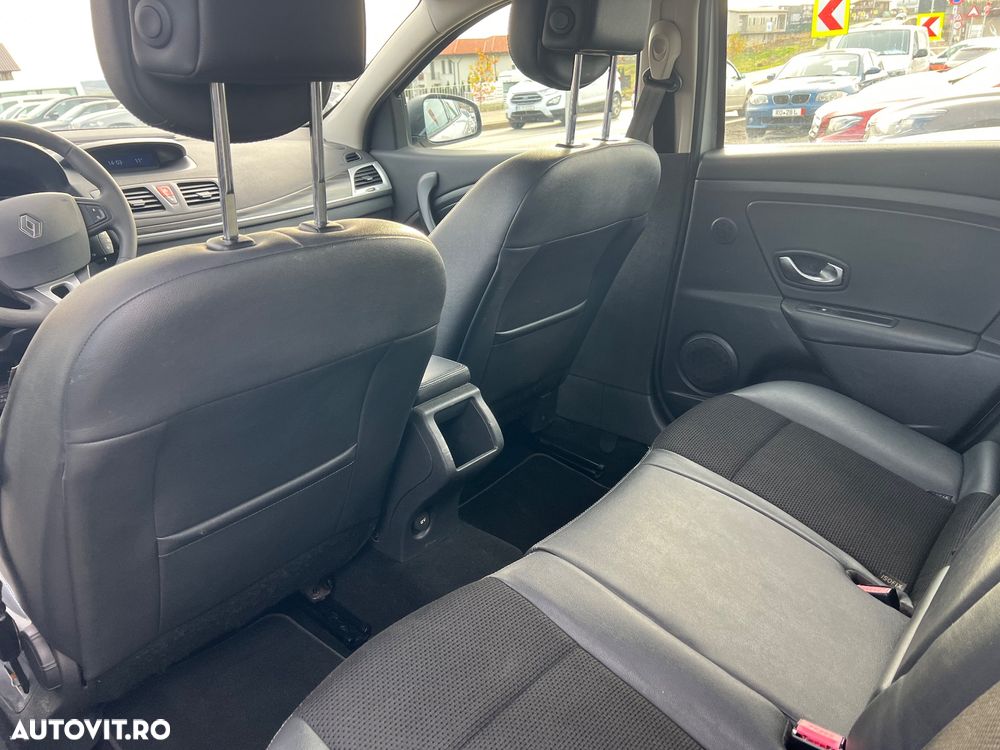 Renault Megane ENERGY dCi 110 Start & Stop Paris Business - 5