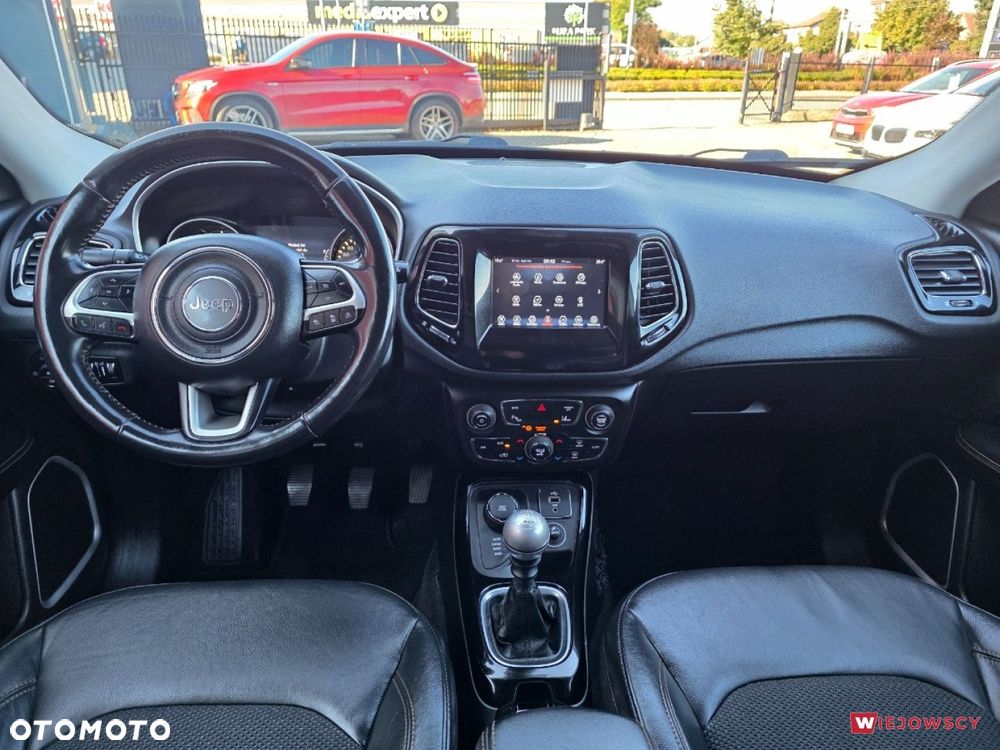 Jeep Compass - 19
