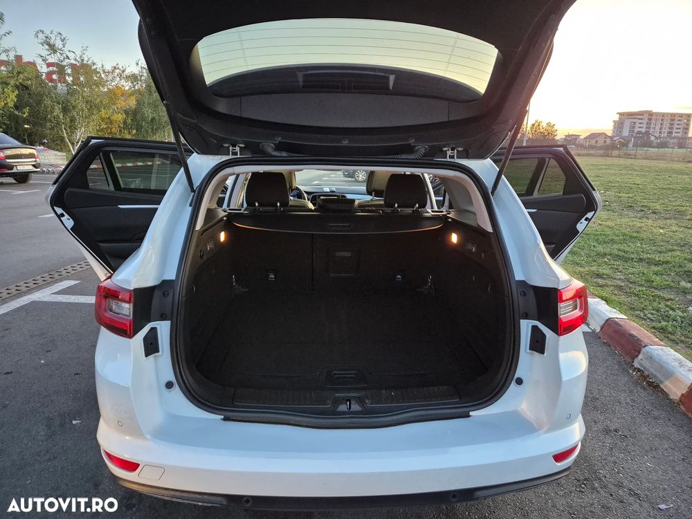 Renault Talisman Grandtour 1.3 TCe 160 EDC GPF Limited - 11