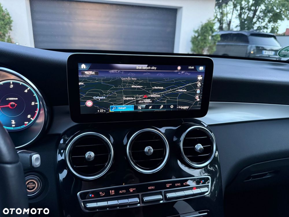 Mercedes-Benz GLC 200 d 4Matic 9G-TRONIC - 17