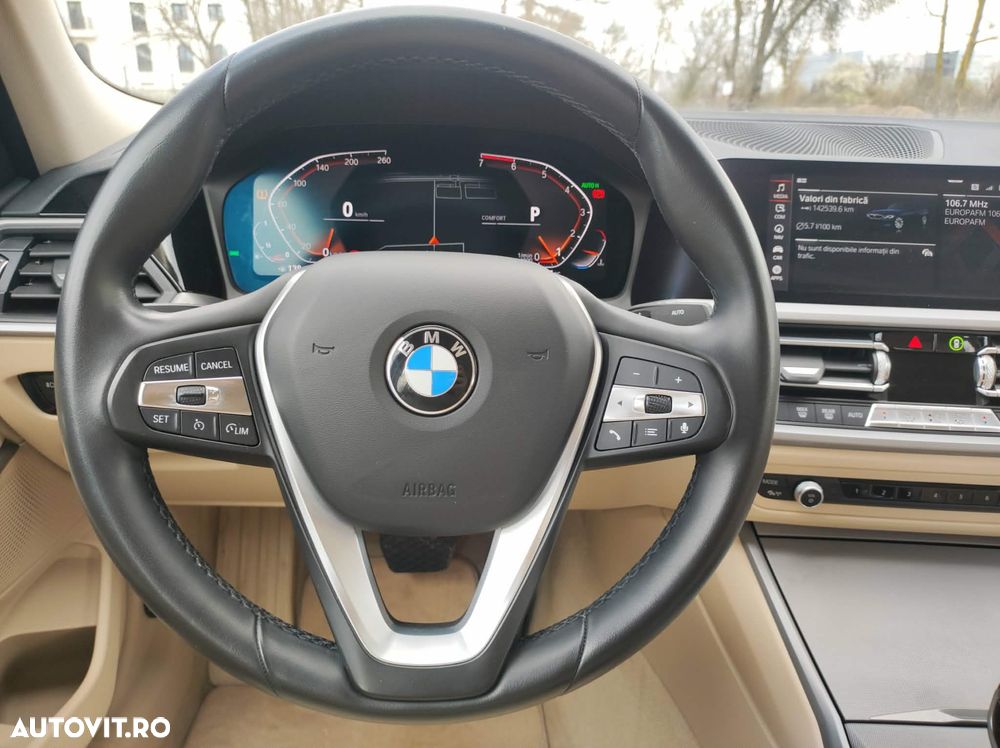 BMW Seria 3 320i Aut. Luxury Line - 10