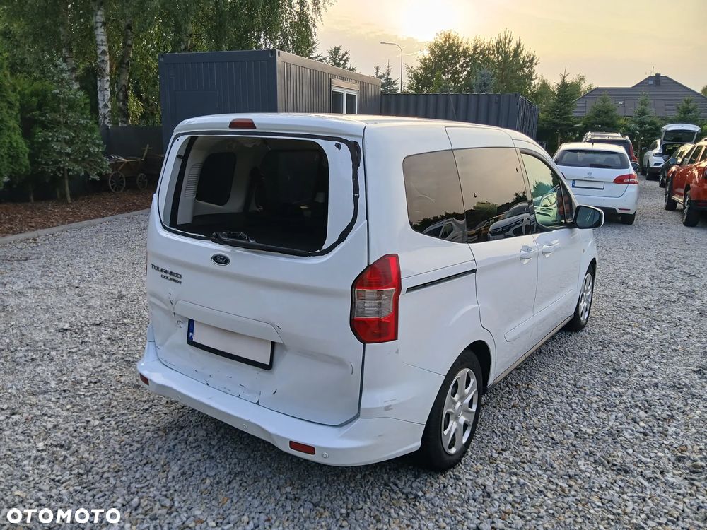 Ford Tourneo Courier 1.5 TDCi Trend - 16