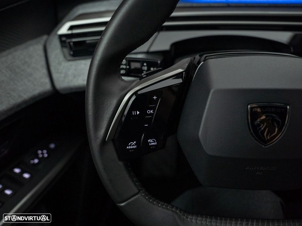 Peugeot E-3008 73 kWh Allure - 21