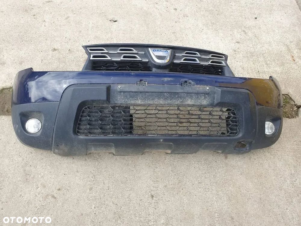 DACIA DUSTER I LIFT ZDERZAK PRZÓD