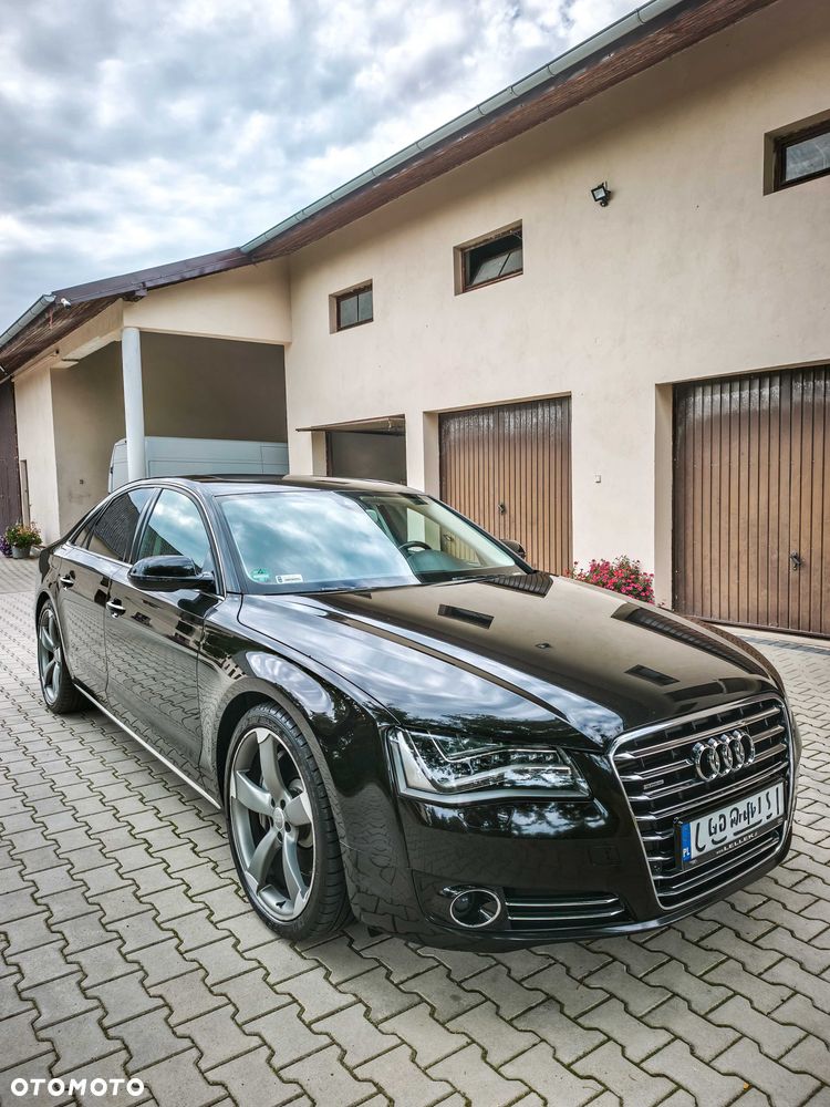 Audi A8 - 2